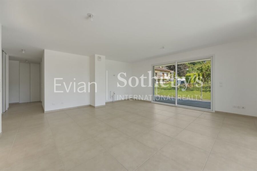 Appartement à vendre à Evian les bains — Vue lac — photo 7