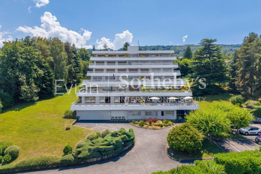 Appartement à vendre à Evian les bains — Vue fleuve — photo 2