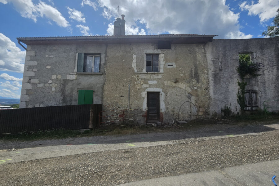 Maison à vendre à Péron