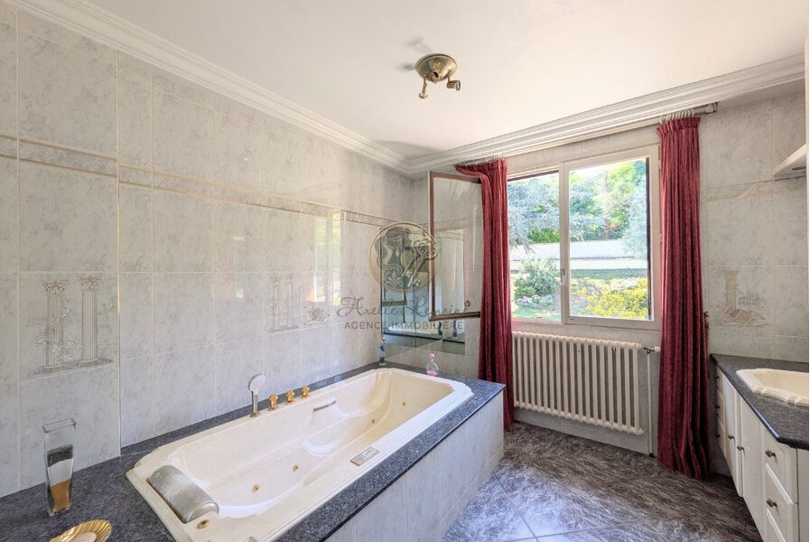 Maison à vendre à Saint-genis-laval
