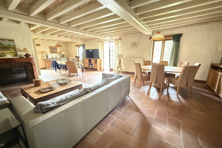 Maison à vendre à Celles-sur-durolle