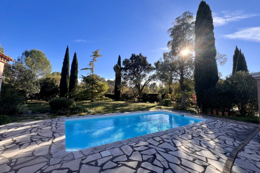 Terrain à vendre à Assas