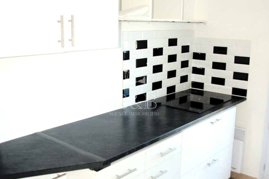 Appartement à vendre à Saint-raphaël