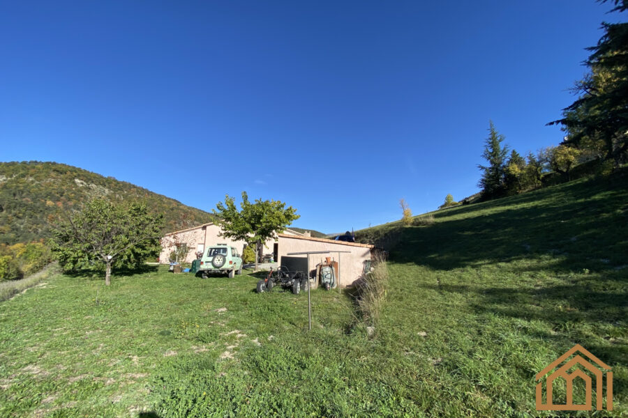 Maison à vendre à Montjay