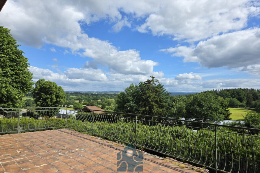 Maison à vendre à Villosanges