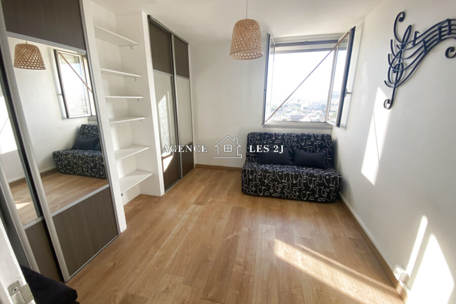 Appartement à louer à Marseille — Vue montagne — photo 8