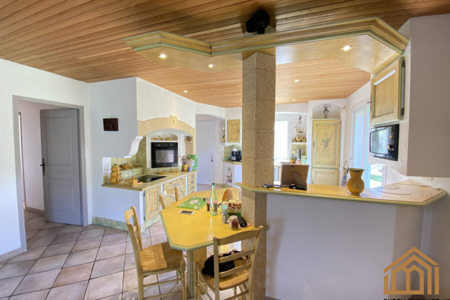 Maison à vendre à Montjay