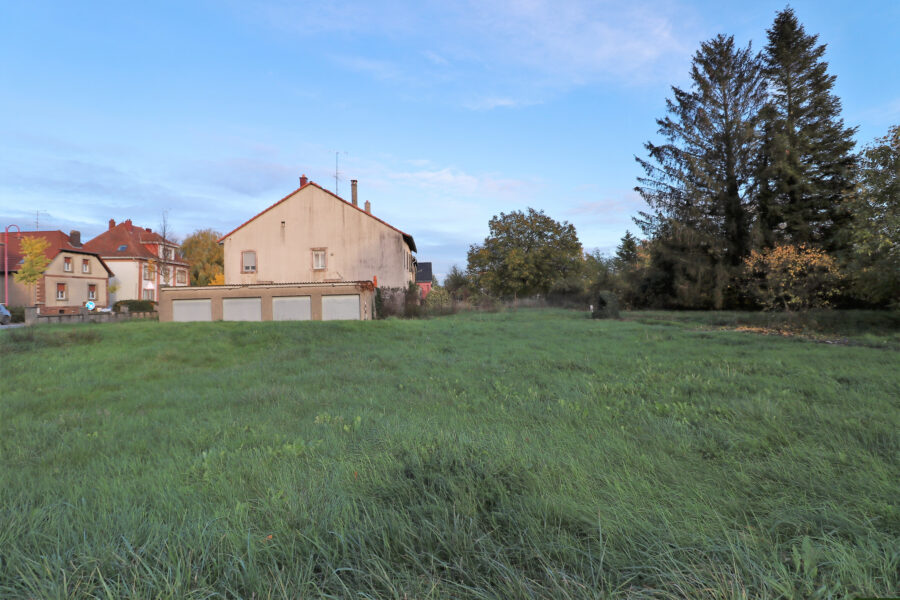 Terrain à vendre à Réding