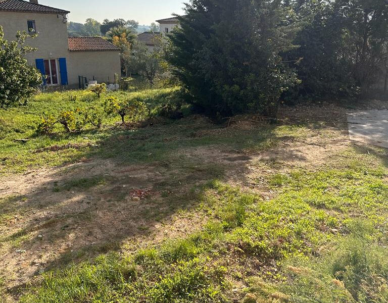 Terrain à vendre à Saussan