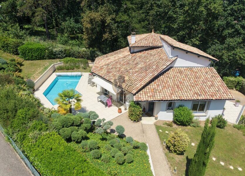 Maison à vendre à Charbonnières-les-bains