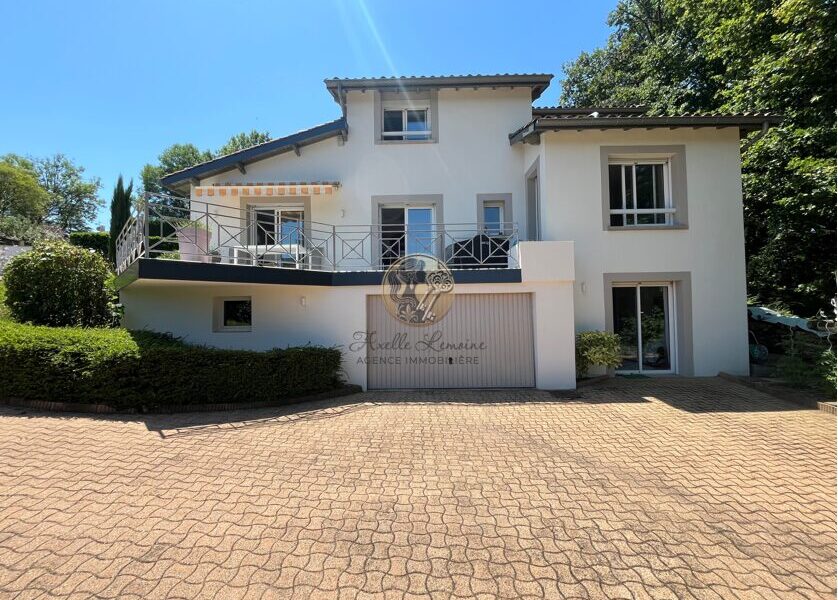 Maison à vendre à Charbonnières-les-bains