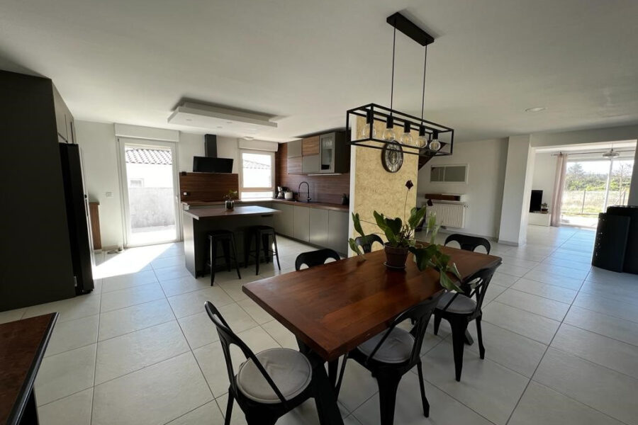 Maison à vendre à Vacquières