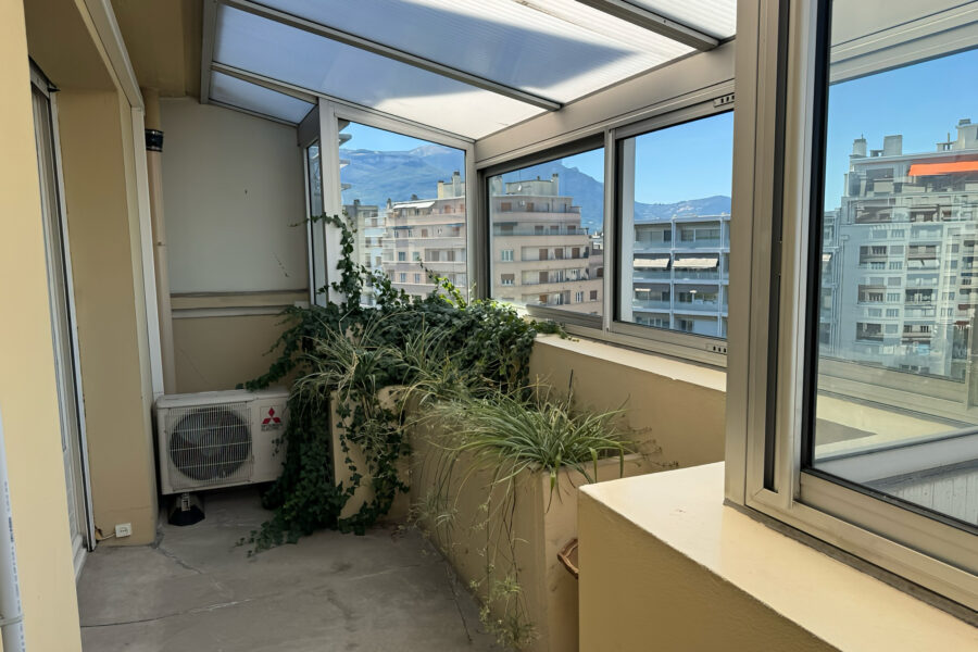 Appartement à vendre à Grenoble — Vue montagne — photo 8