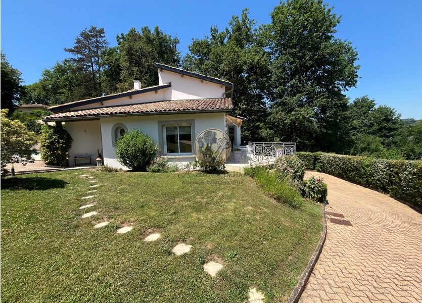 Maison à vendre à Charbonnières-les-bains
