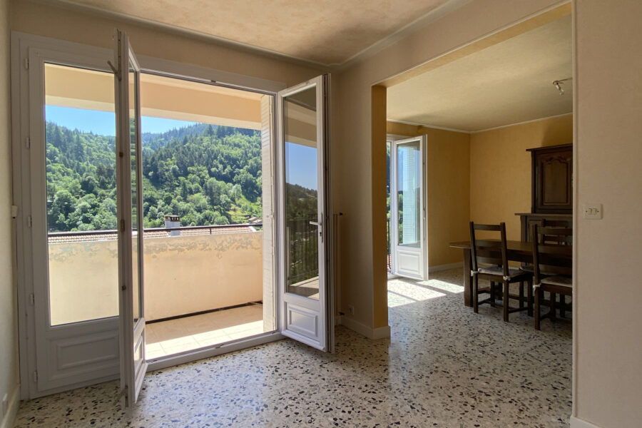 Appartement à vendre à Le cheylard