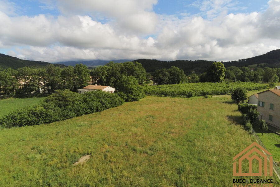 Terrain à vendre à Laragne-montéglin