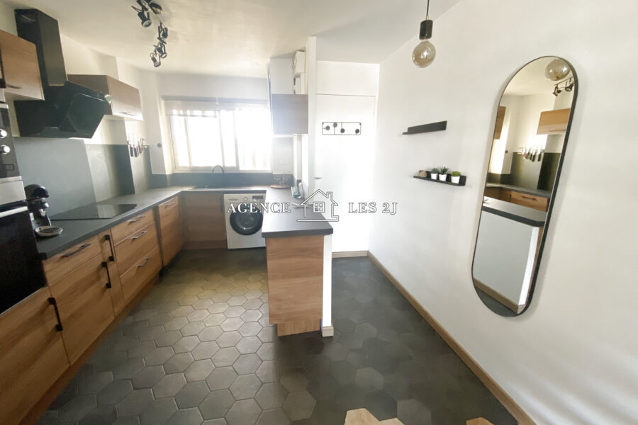 Appartement à louer à Marseille — Vue montagne — photo 2