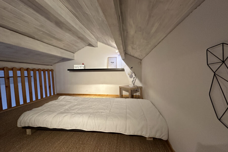 Maison à vendre à Montclar