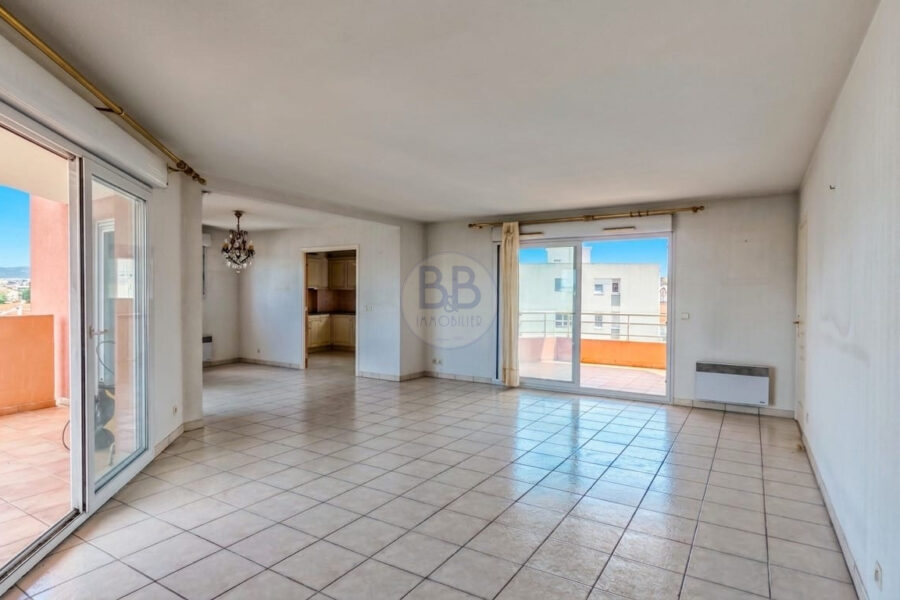 Appartement à vendre à Saint-raphaël