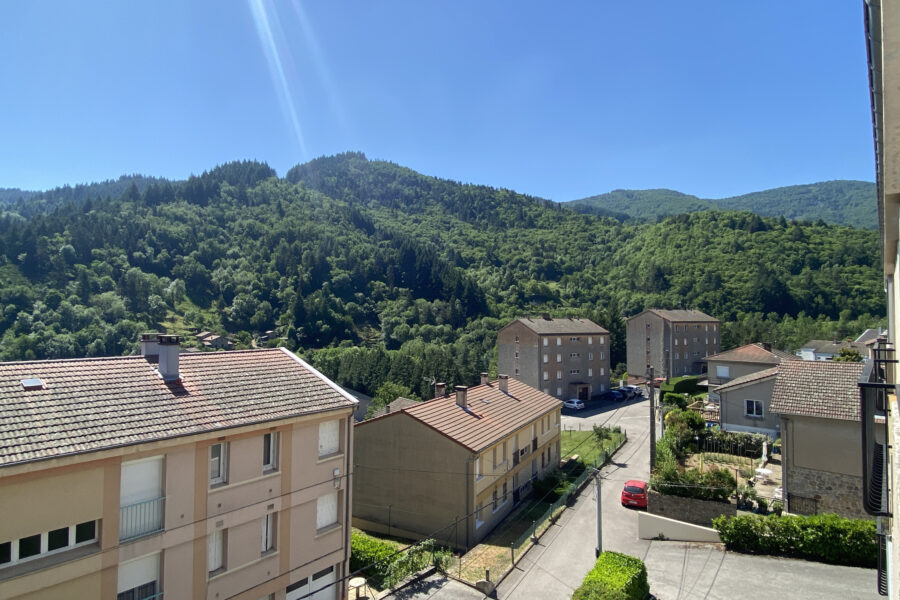 Appartement à vendre à Le cheylard