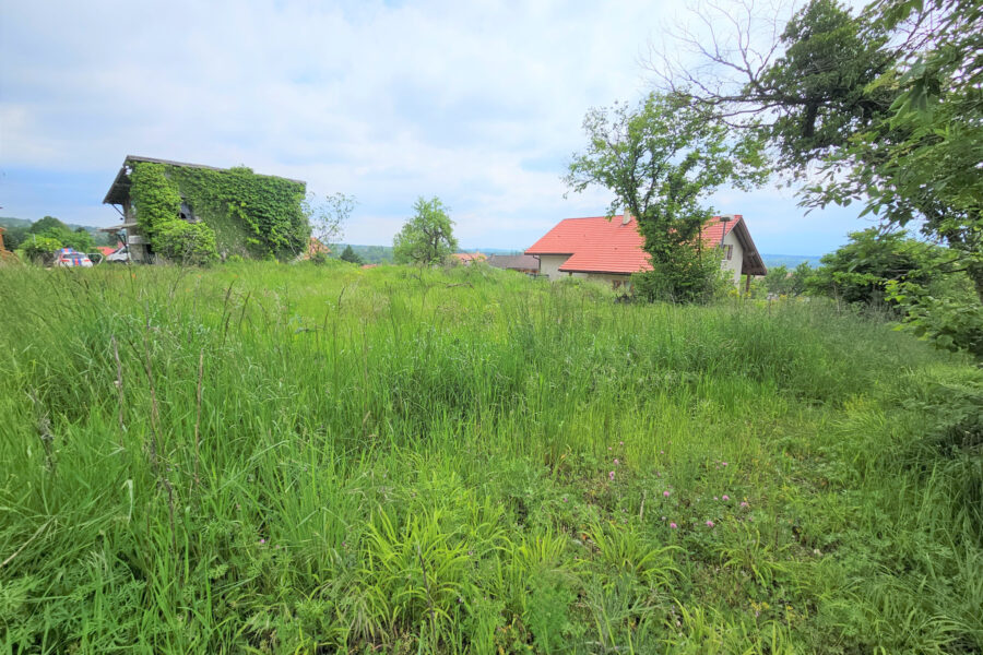 Terrain à vendre à Péron