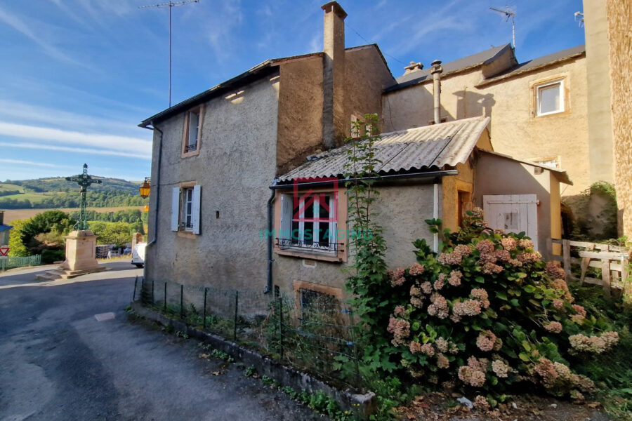 Maison à vendre à Pousthomy