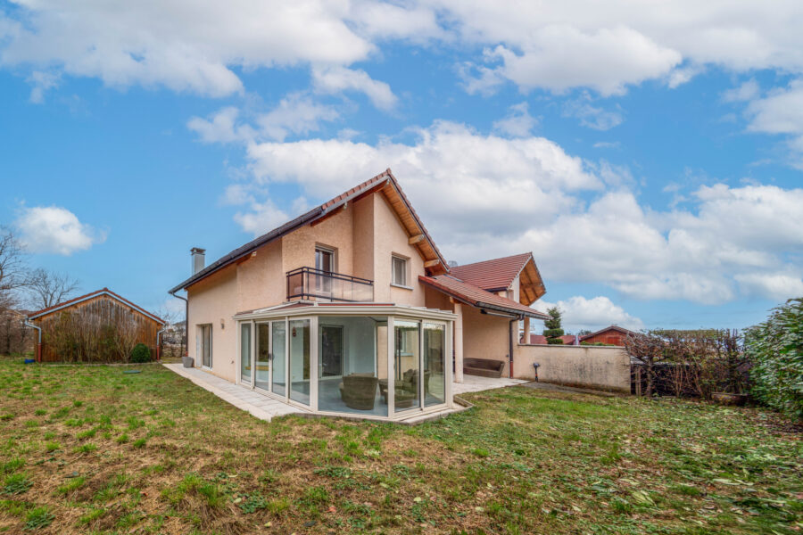 Maison à vendre à Cessy