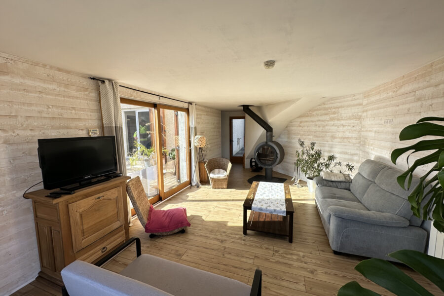 Maison à vendre à Montclar