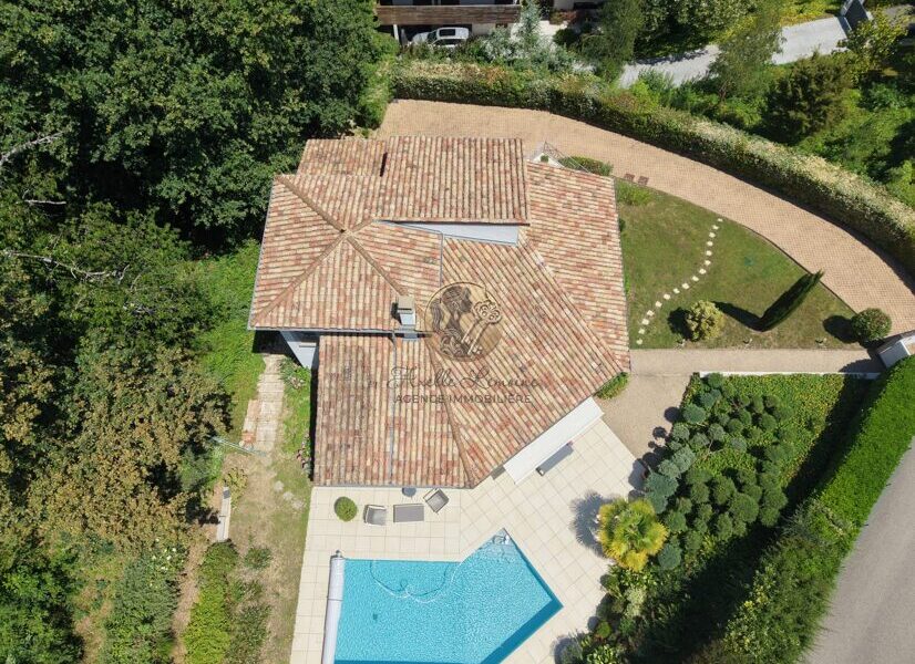 Maison à vendre à Charbonnières-les-bains