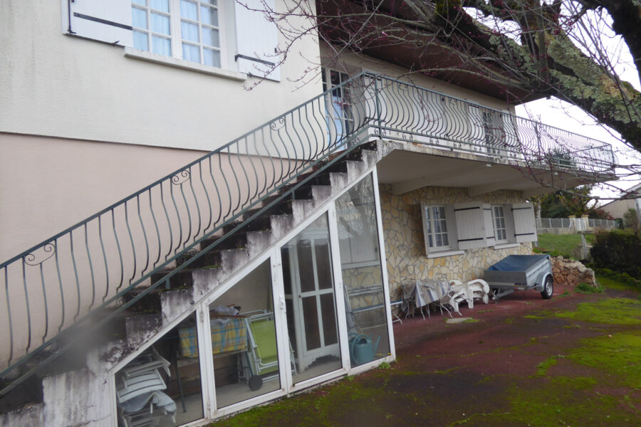 Maison à vendre à Montmoreau-saint-cybard