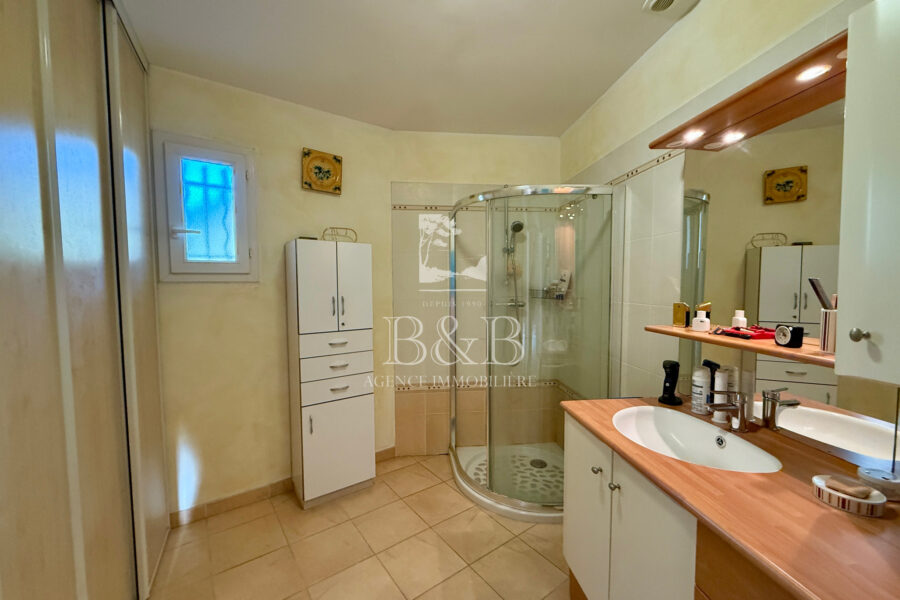 Maison à vendre à Draguignan — Vue nature — photo 10