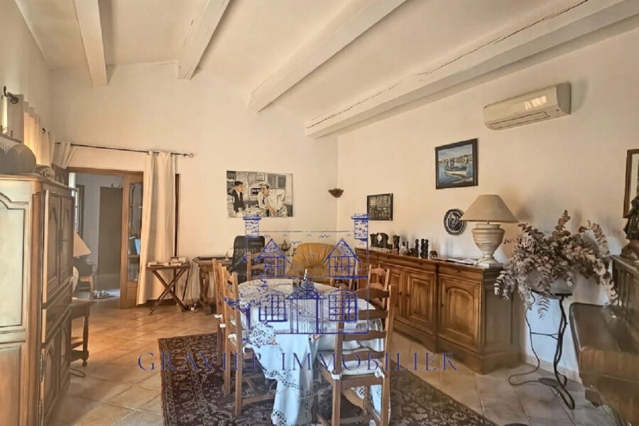 Maison à vendre à Saint-cyr-sur-mer