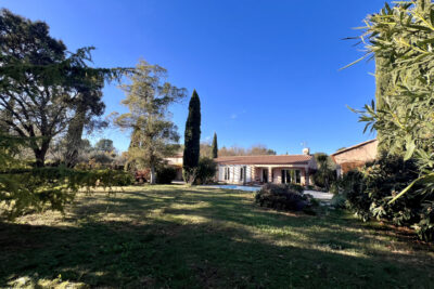 Terrain à vendre à Assas