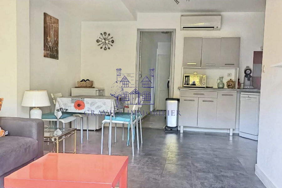 Maison à vendre à Saint-cyr-sur-mer