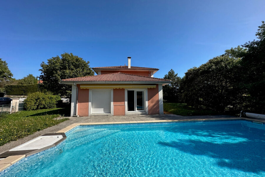 Maison à vendre à Échenevex