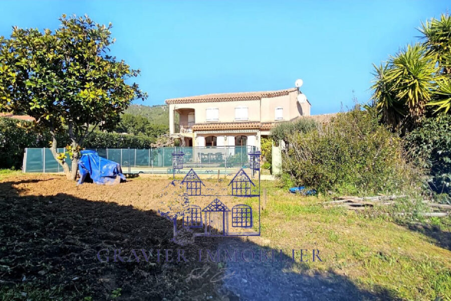 Maison à vendre à Saint-cyr-sur-mer