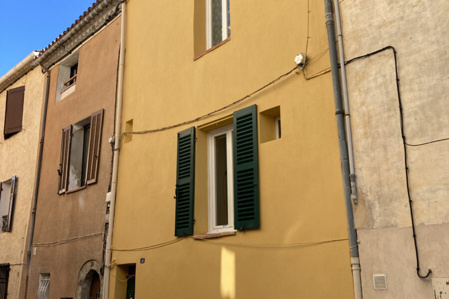 Maison à vendre à Signes