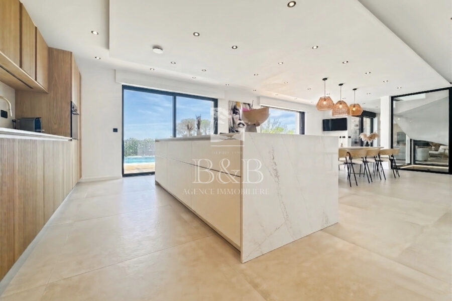 Maison à vendre à Les issambres