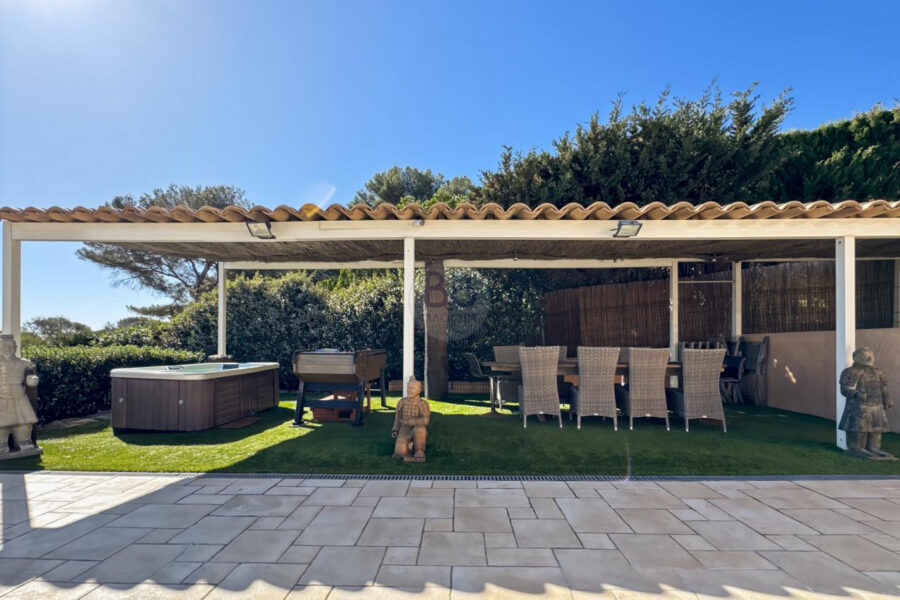 Maison à vendre à Les issambres