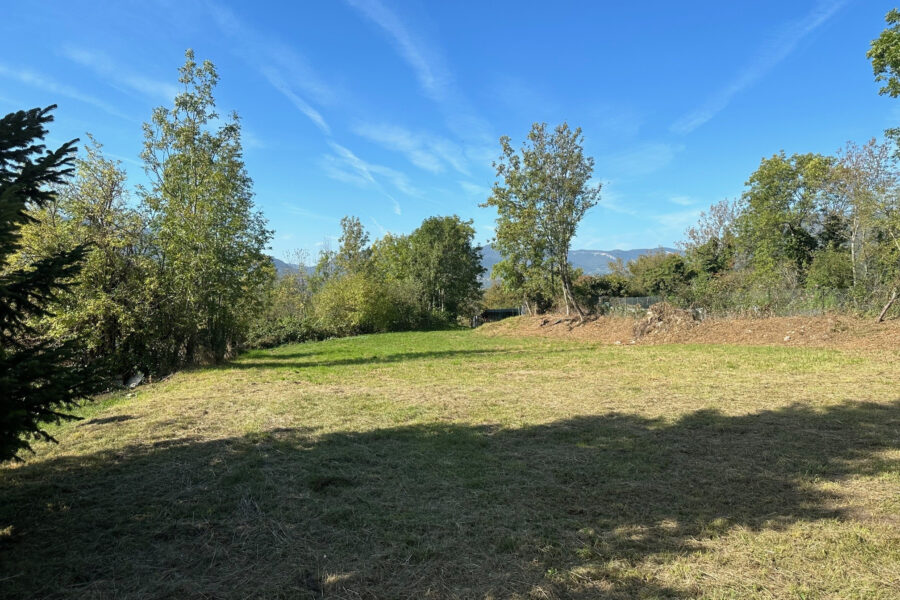 Terrain à vendre à Lancrans