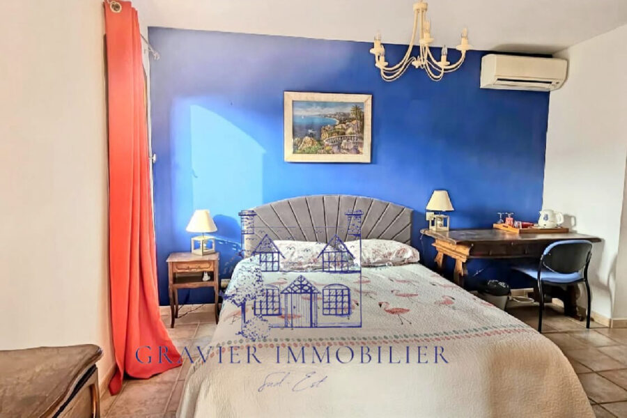 Maison à vendre à Saint-cyr-sur-mer