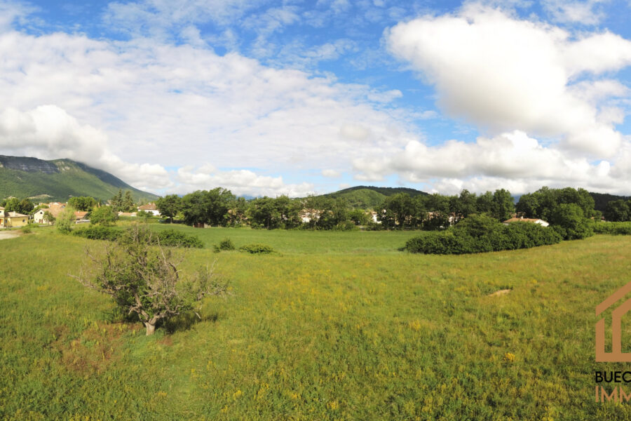 Terrain à vendre à Laragne-montéglin