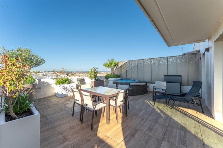 Appartement à vendre à Montpellier — Vue monument — photo 3
