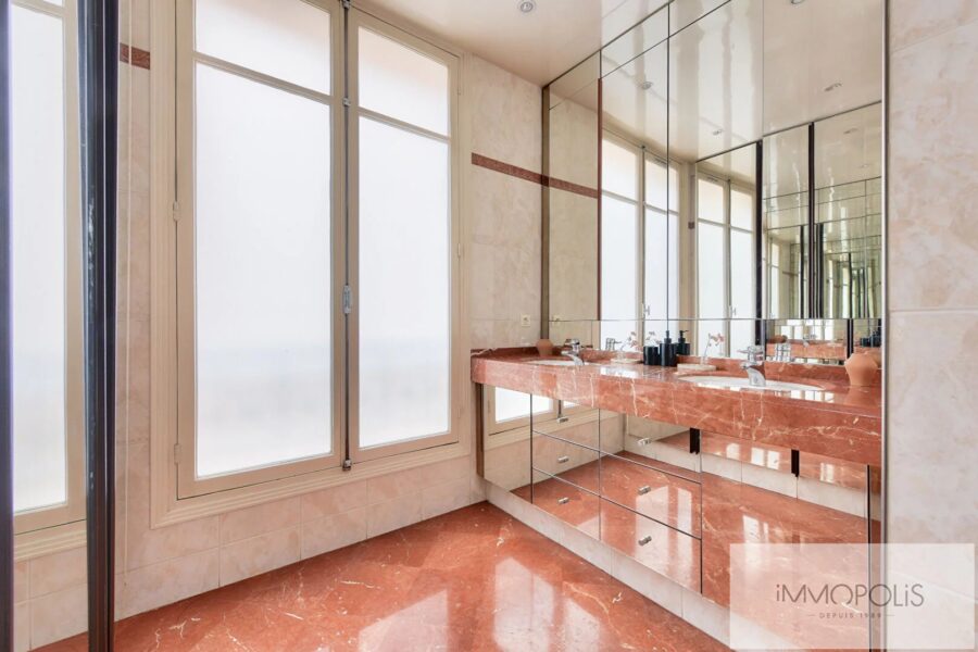 Appartement à vendre à Paris 7ème — Vue monument — photo 12