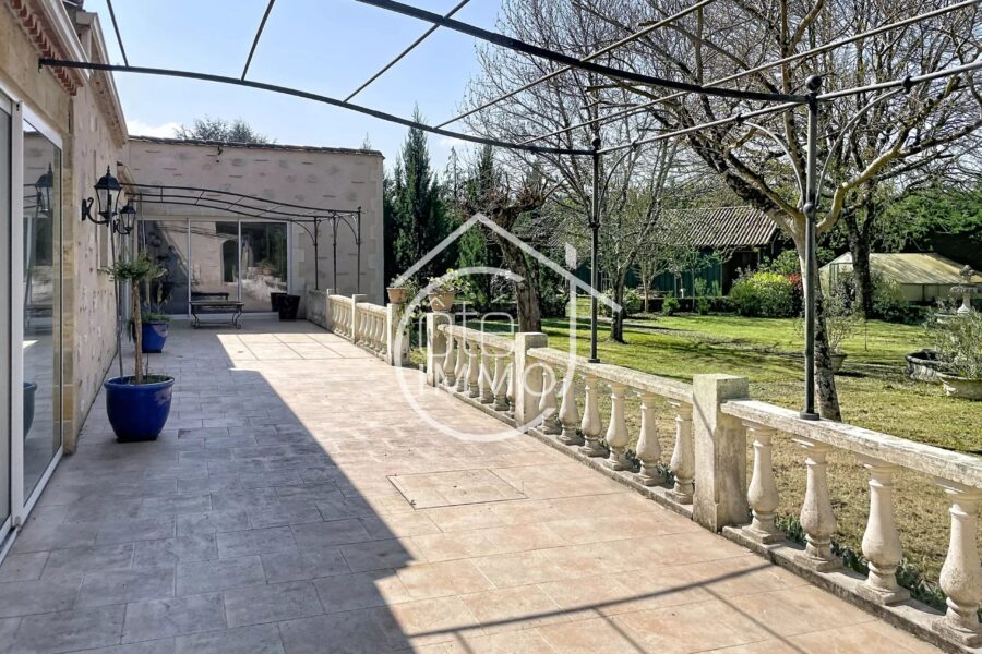 Maison à vendre à Montpeyroux — Vue parc — photo 26