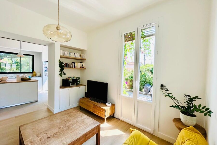 Maison à vendre à Antibes — Vue parc — photo 7