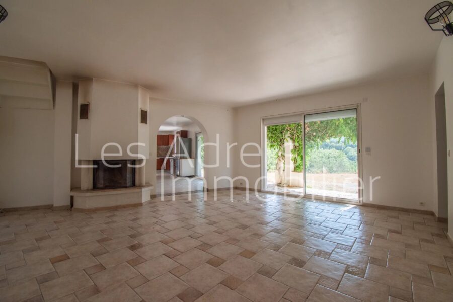 Maison à vendre à Les adrets-de-l&rsquo;estérel — Vue montagne — photo 14
