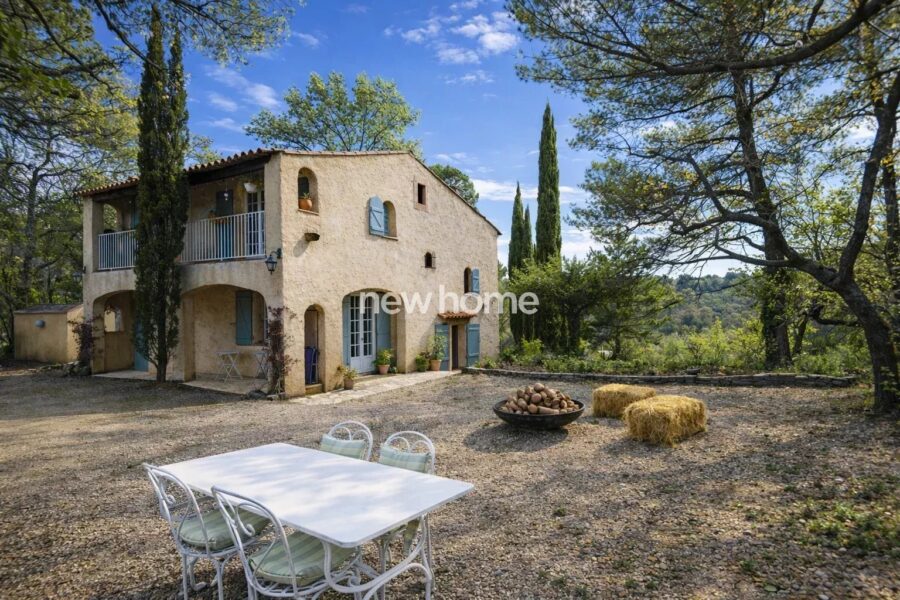 Maison à vendre à Tourtour