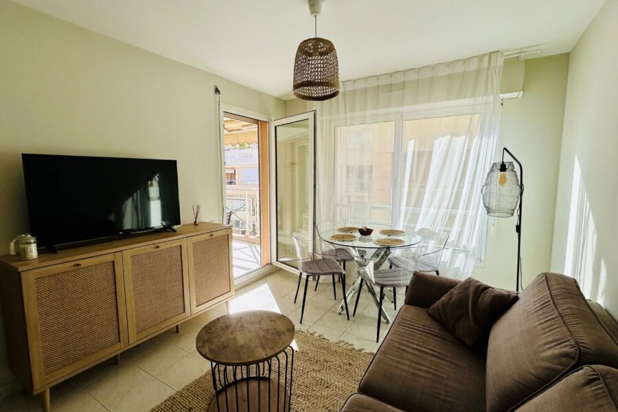 Appartement à vendre à Golfe-juan — Vue mer — photo 6