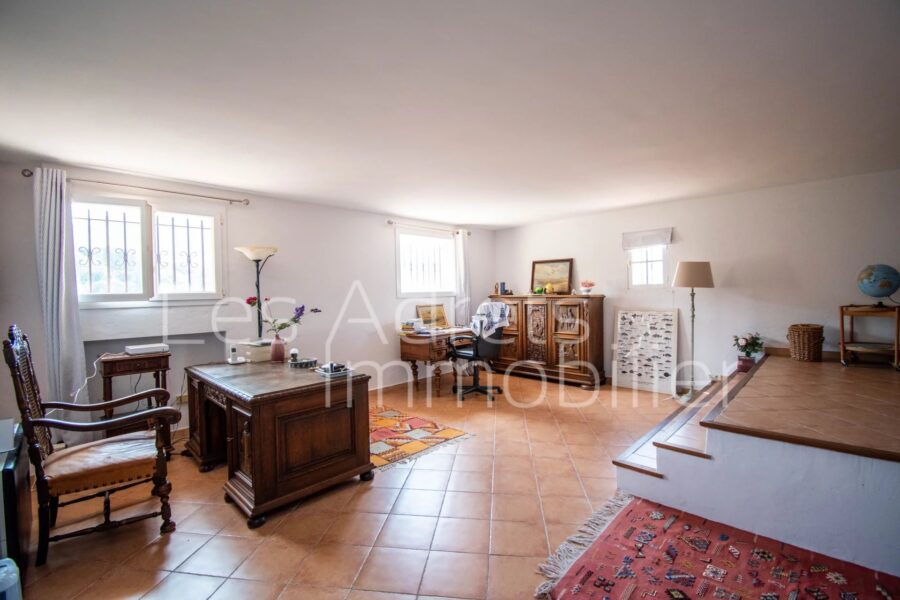 Maison à vendre à Les adrets-de-l&rsquo;estérel — Vue montagne — photo 9
